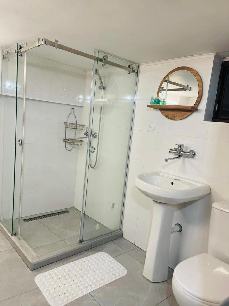 Tbilisi Tower Apartment Bagian luar foto
